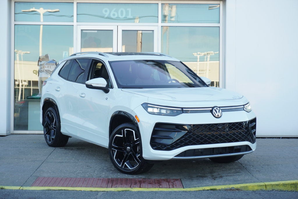2025 Volkswagen Tiguan 2.0T SEL R-Line