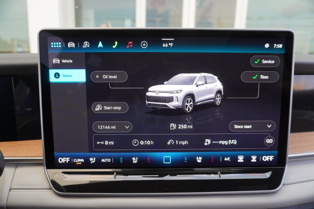 2025 Volkswagen Tiguan 2.0T SEL R-Line