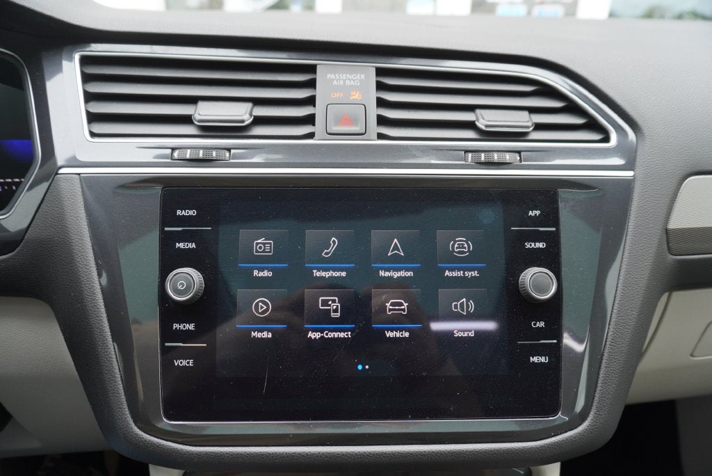 2024 Volkswagen Tiguan 2.0T SE