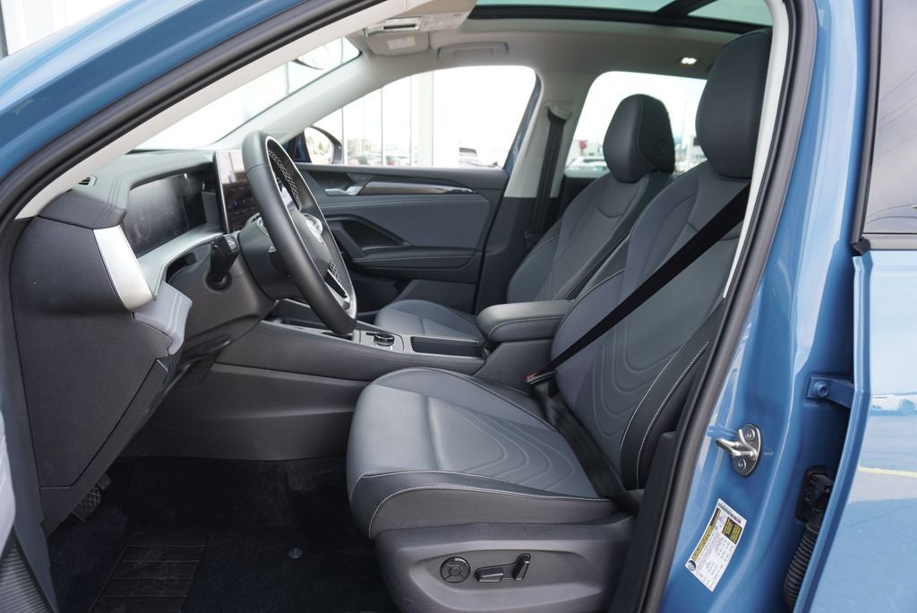 2025 Volkswagen Tiguan 2.0T SE