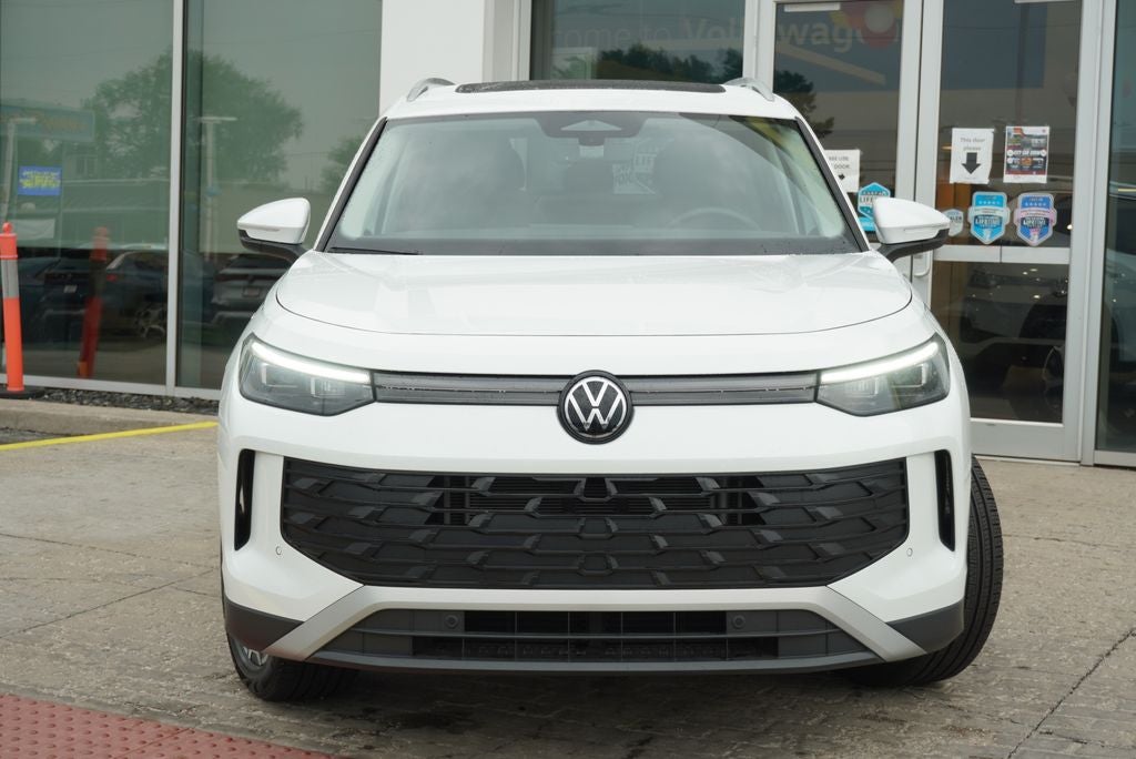 2026 Volkswagen Tiguan 2.0T SE