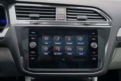 2023 Volkswagen Tiguan 2.0T SE