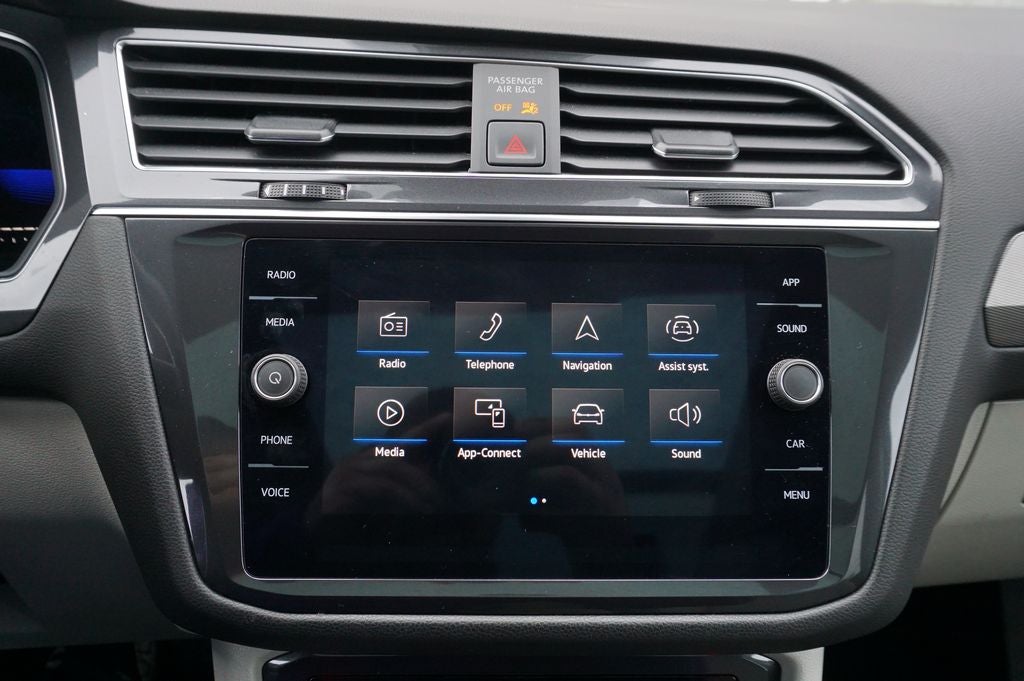 2023 Volkswagen Tiguan 2.0T SE