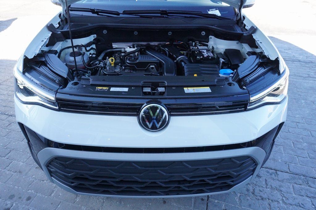 2025 Volkswagen Taos 1.5T SE