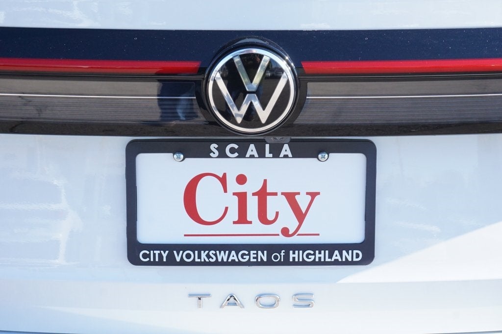 2025 Volkswagen Taos 1.5T SE
