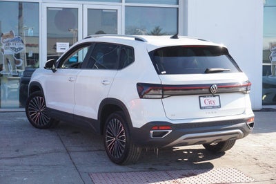 2025 Volkswagen Taos 1.5T SE