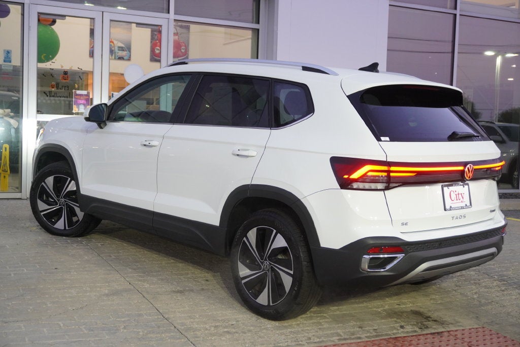 2025 Volkswagen Taos 1.5T SE