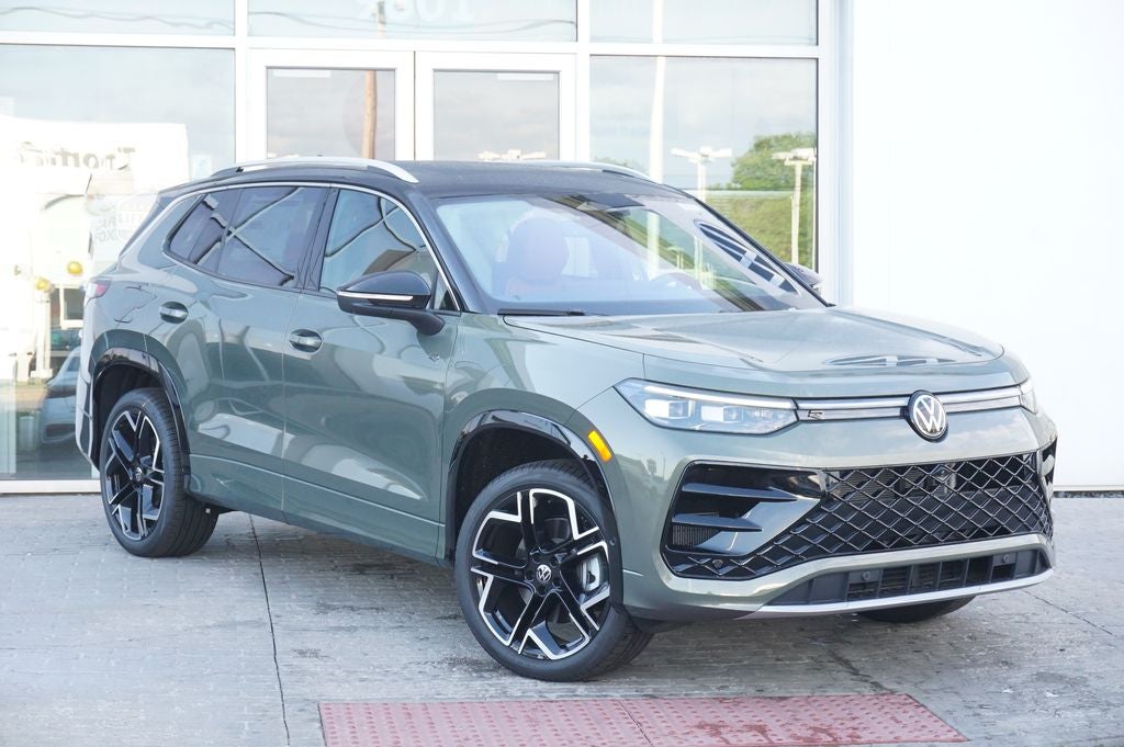 2026 Volkswagen Tiguan 2.0T SEL R-Line Turbo