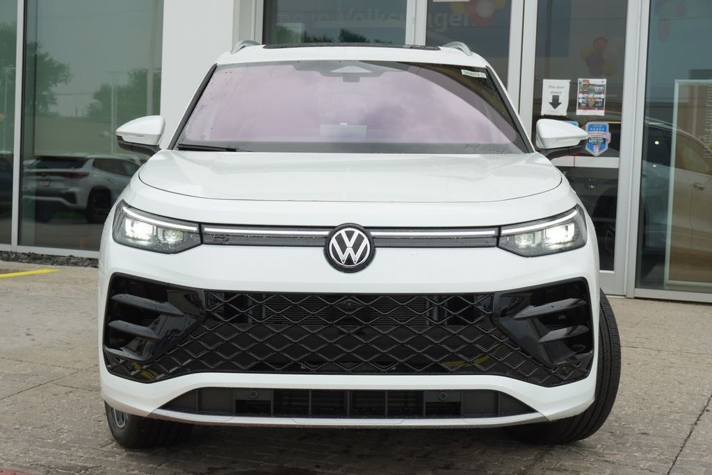 2026 Volkswagen Tiguan 2.0T SEL R-Line Turbo