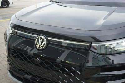 2026 Volkswagen Tiguan 2.0T SEL R-Line Turbo