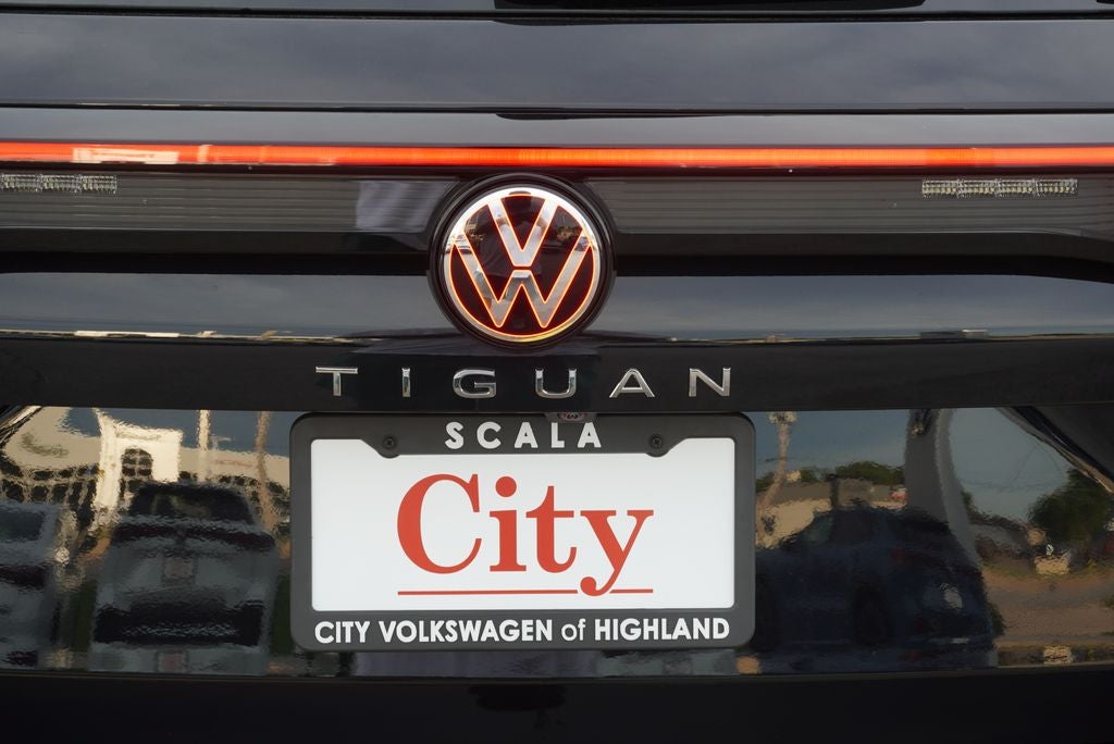 2026 Volkswagen Tiguan 2.0T SEL R-Line Turbo