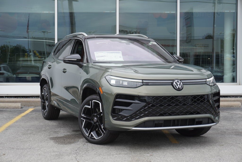 2026 Volkswagen Tiguan SEL R-Line Turbo