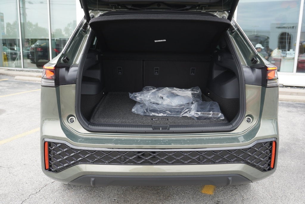2026 Volkswagen Tiguan SEL R-Line Turbo