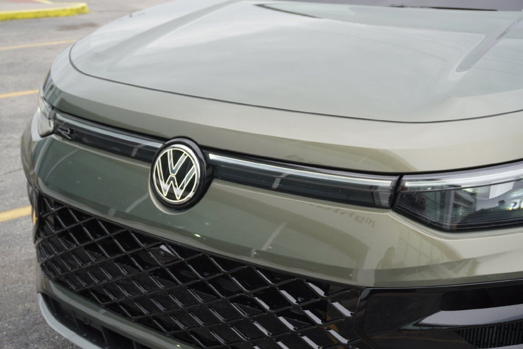 2026 Volkswagen Tiguan SEL R-Line Turbo