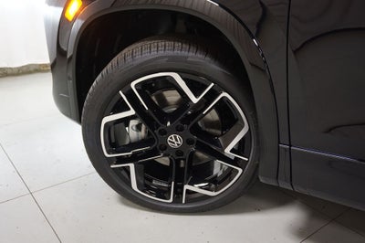 2026 Volkswagen Tiguan 2.0T SEL R-Line Turbo