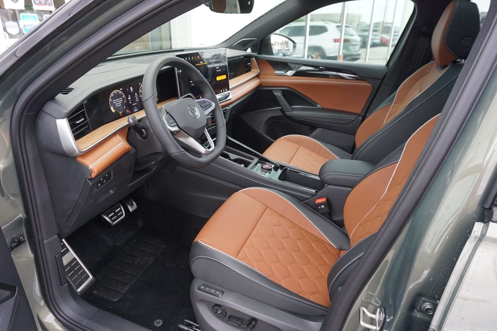 2026 Volkswagen Tiguan 2.0T SEL R-Line Turbo