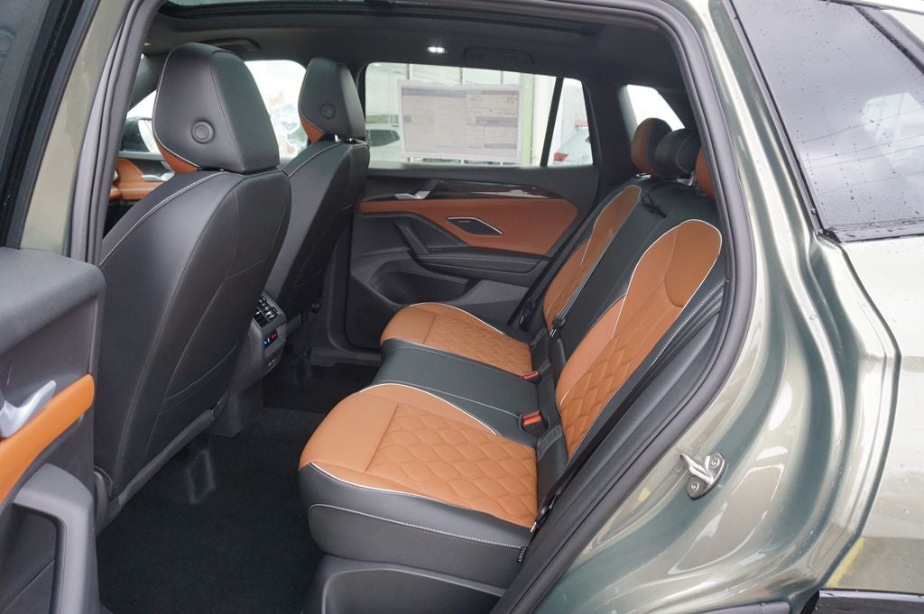 2026 Volkswagen Tiguan 2.0T SEL R-Line Turbo