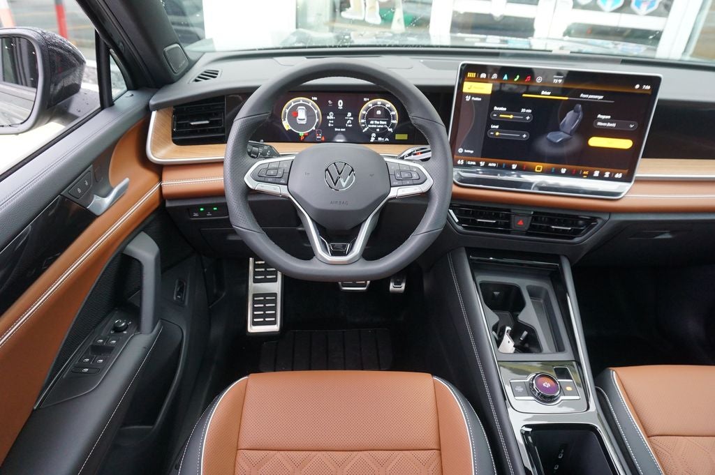 2026 Volkswagen Tiguan 2.0T SEL R-Line Turbo