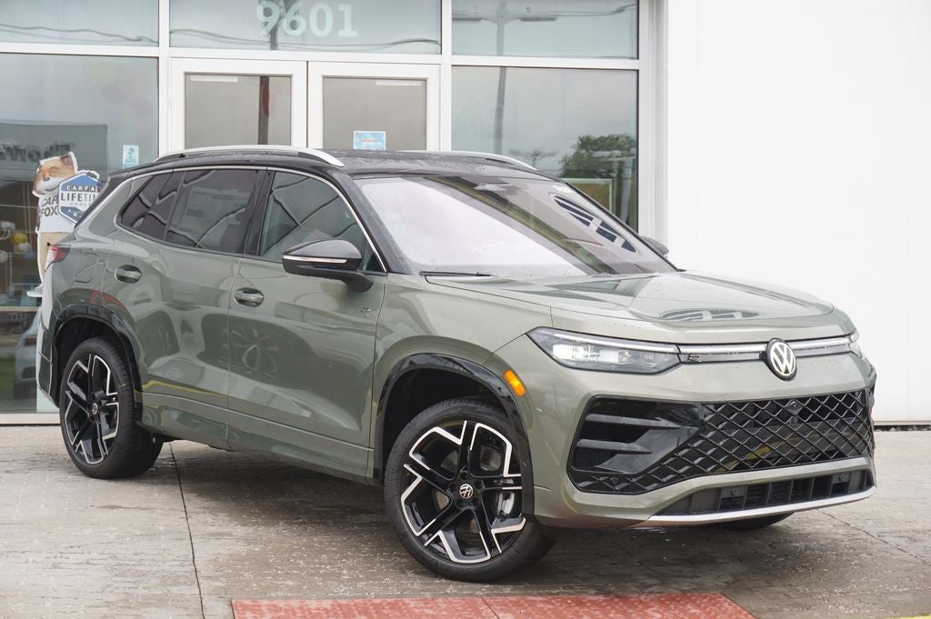 2026 Volkswagen Tiguan 2.0T SEL R-Line Turbo