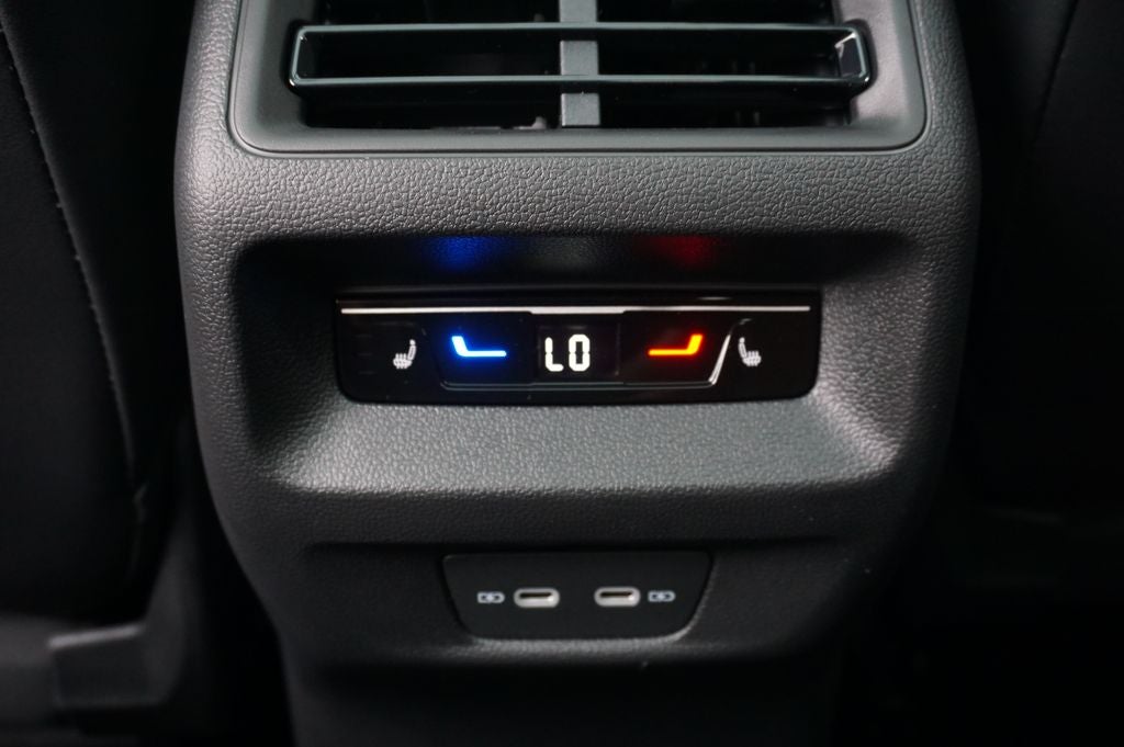2026 Volkswagen Tiguan 2.0T SEL R-Line Turbo