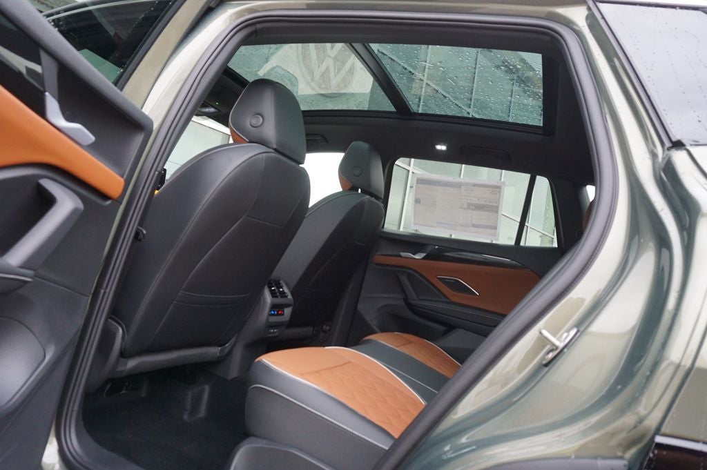 2026 Volkswagen Tiguan 2.0T SEL R-Line Turbo