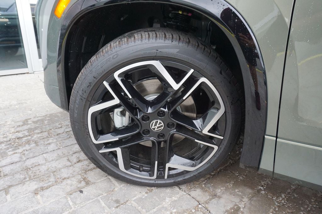 2026 Volkswagen Tiguan 2.0T SEL R-Line Turbo