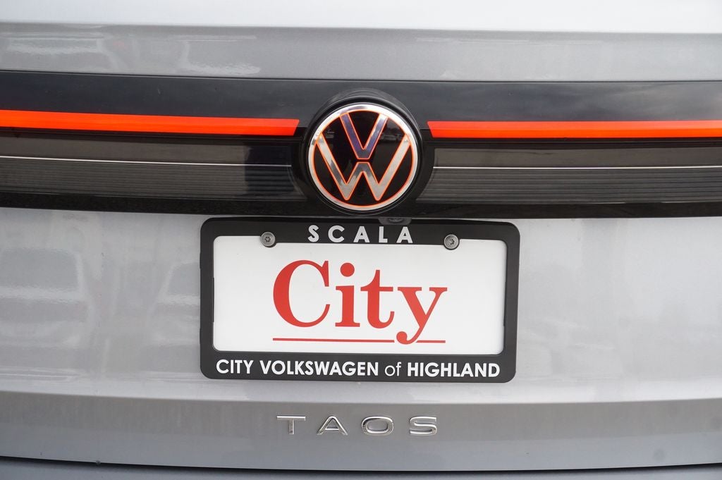 2025 Volkswagen Taos 1.5T SE