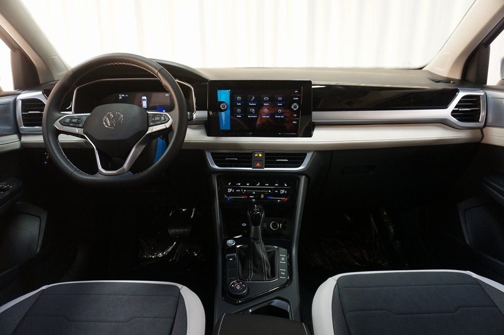 2026 Volkswagen Taos 1.5T SE