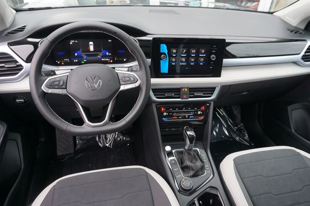 2026 Volkswagen Taos 1.5T SE