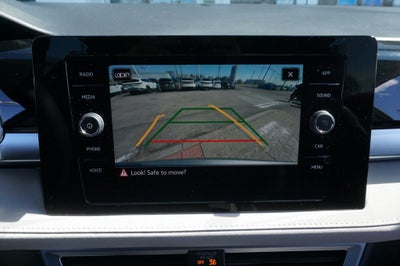 2025 Volkswagen Taos 1.5T SE