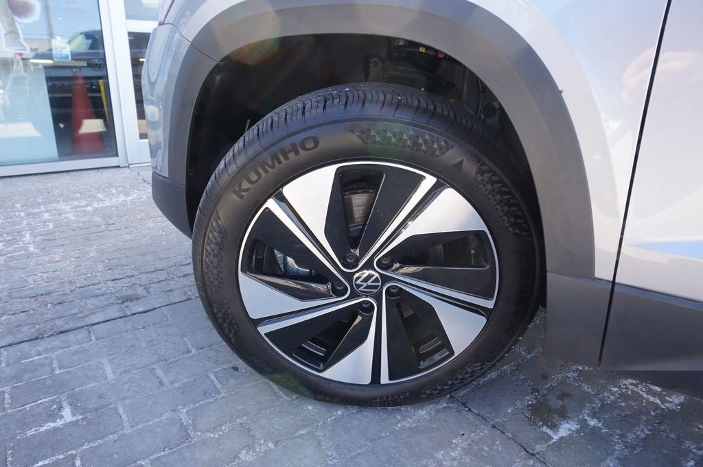 2025 Volkswagen Taos 1.5T SE