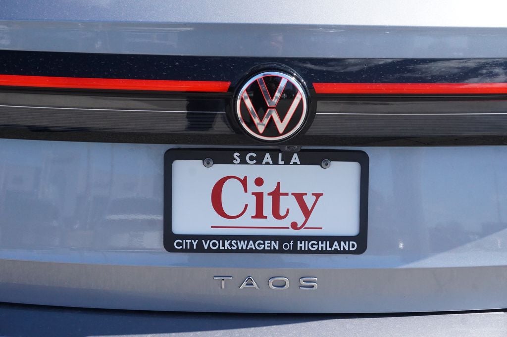 2025 Volkswagen Taos 1.5T SE