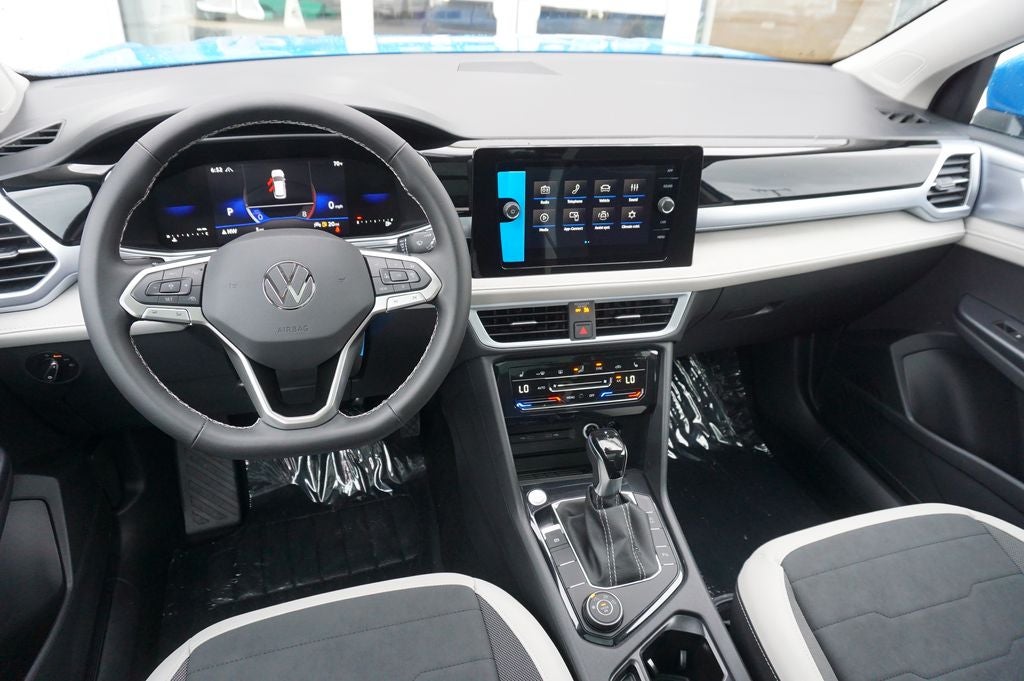 2026 Volkswagen Taos 1.5T SE