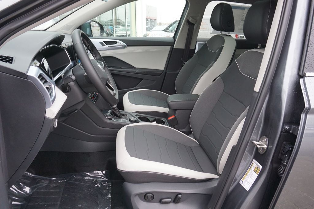 2026 Volkswagen Taos 1.5T SE