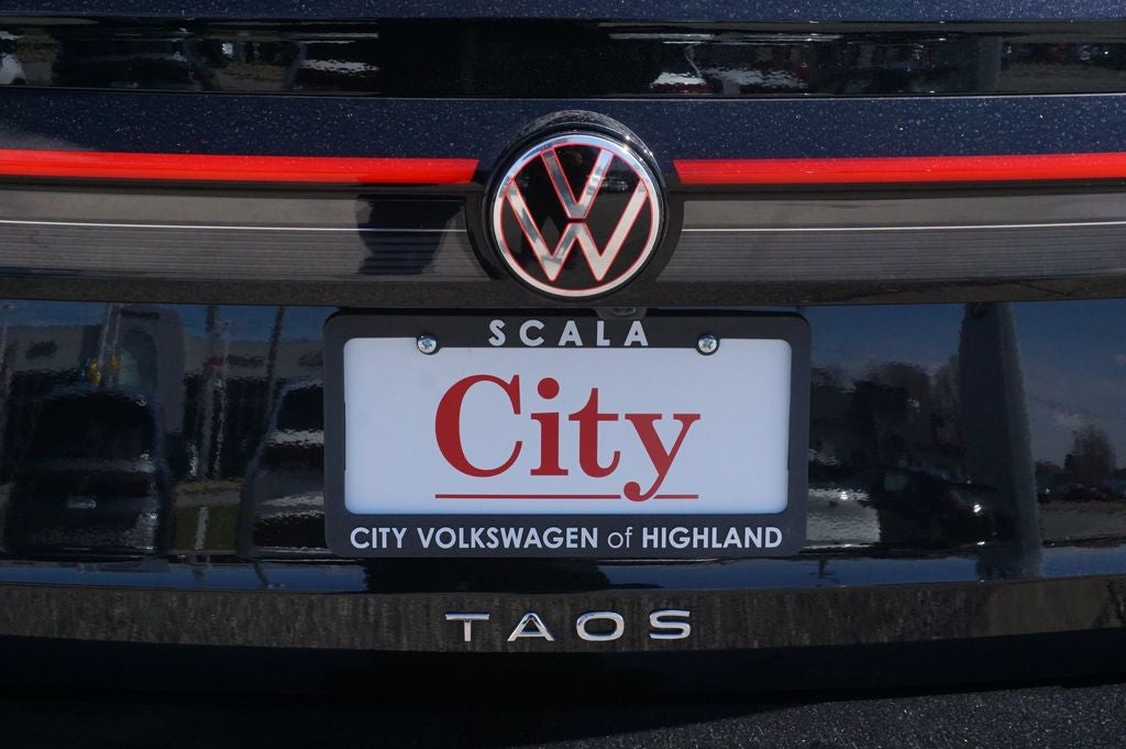 2025 Volkswagen Taos 1.5T SE