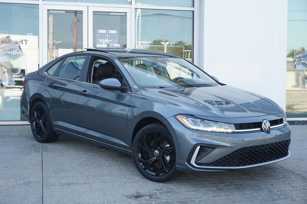2025 Volkswagen Jetta 1.5T SE