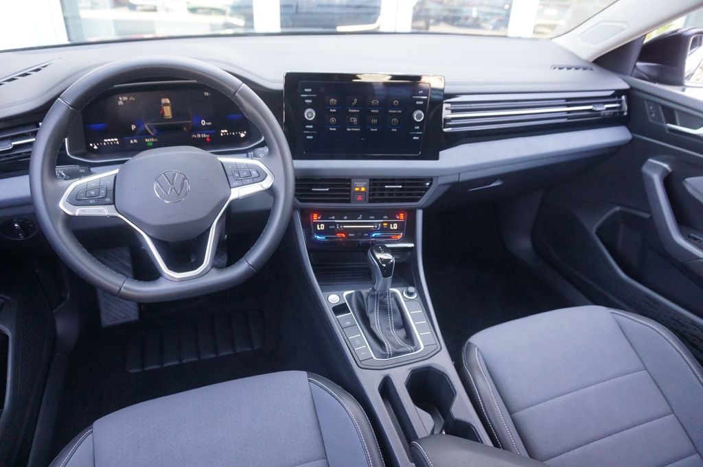 2025 Volkswagen Jetta 1.5T SE