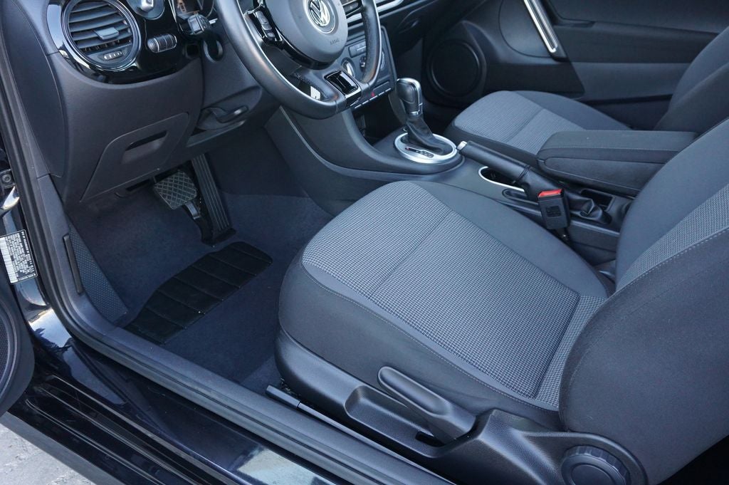 2017 Volkswagen Beetle 1.8T S