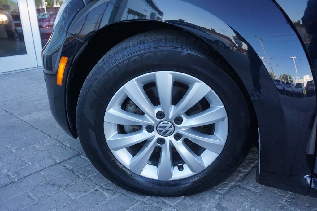 2017 Volkswagen Beetle 1.8T S