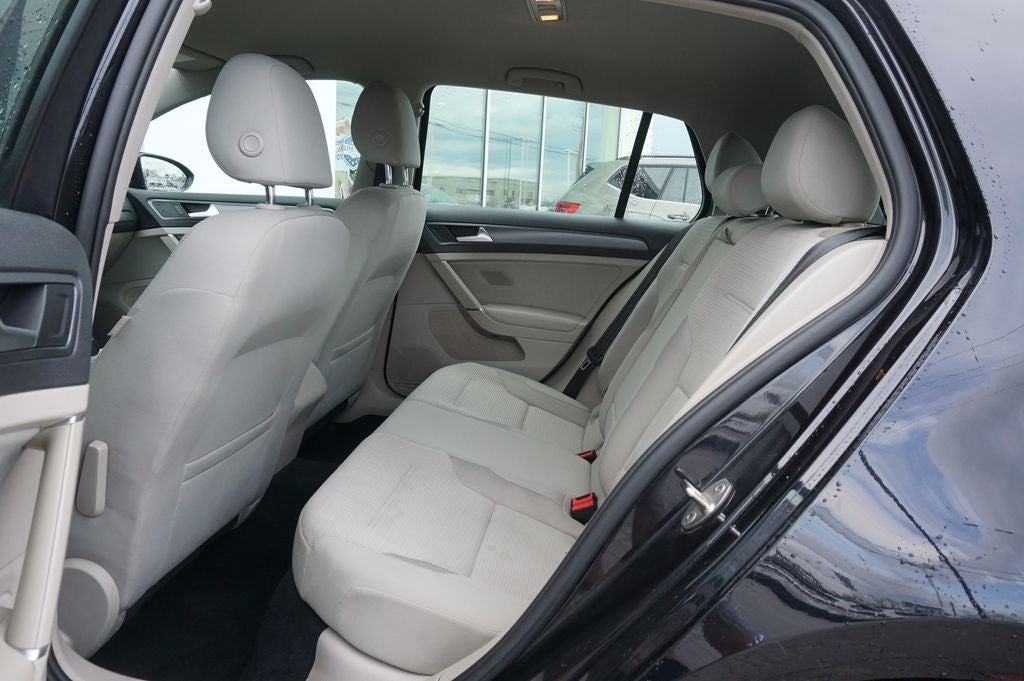 2018 Volkswagen Golf TSI S 4-Door