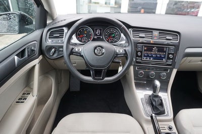 2018 Volkswagen Golf TSI S 4-Door