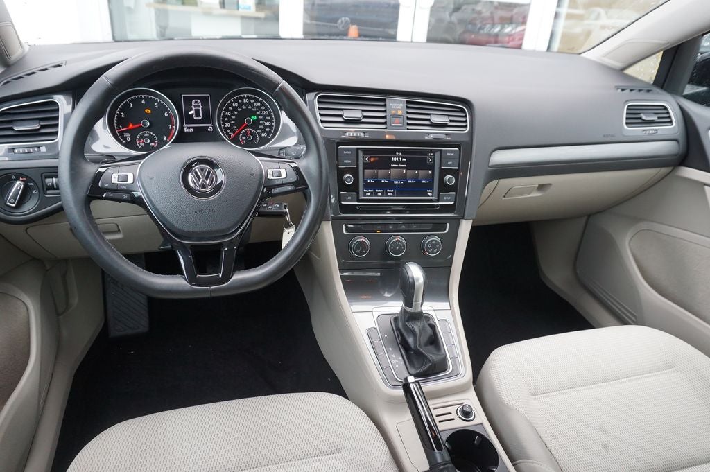 2018 Volkswagen Golf TSI S 4-Door