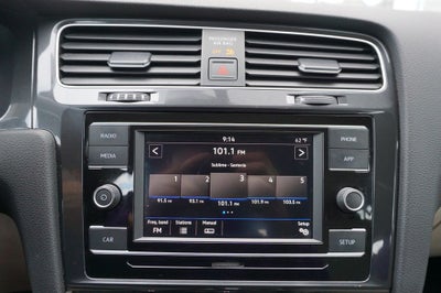 2018 Volkswagen Golf TSI S 4-Door