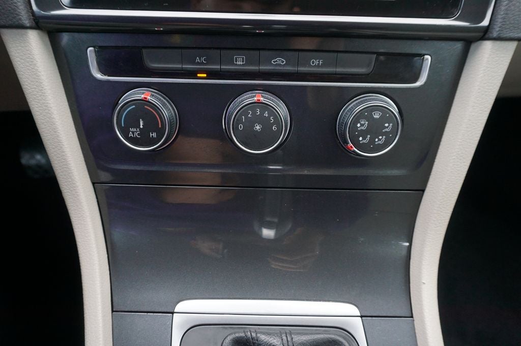 2018 Volkswagen Golf TSI S 4-Door