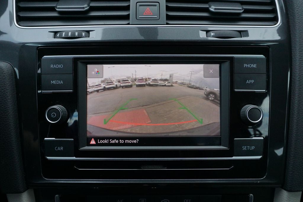 2018 Volkswagen Golf TSI S 4-Door