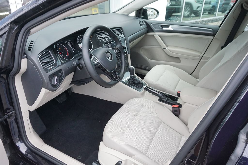 2018 Volkswagen Golf TSI S 4-Door