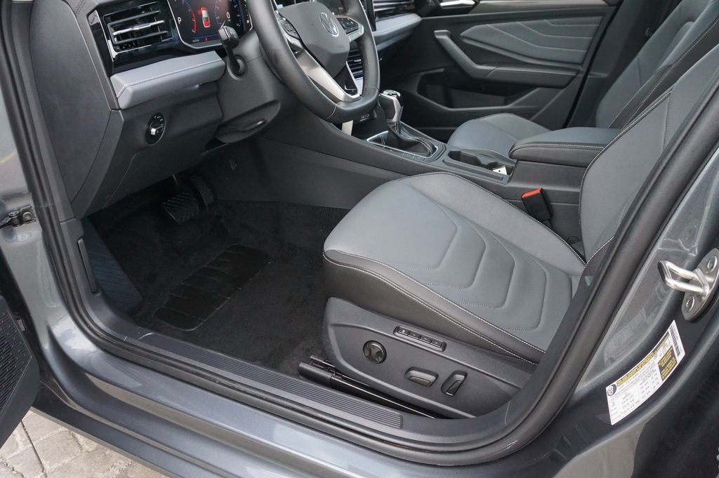 2025 Volkswagen Jetta 1.5T SEL