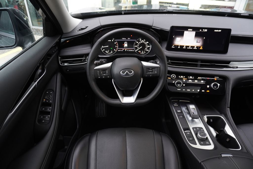 2025 INFINITI QX60 PURE
