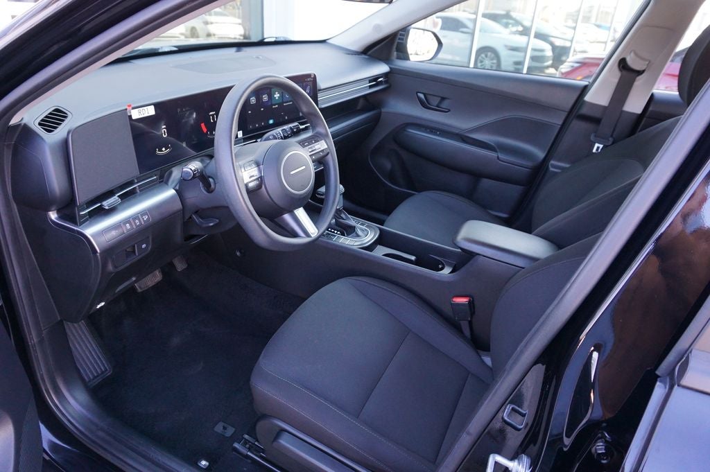 2025 Hyundai Kona SE