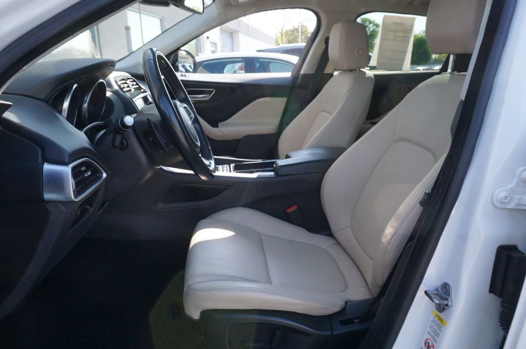 2018 Jaguar F-PACE 25t Premium